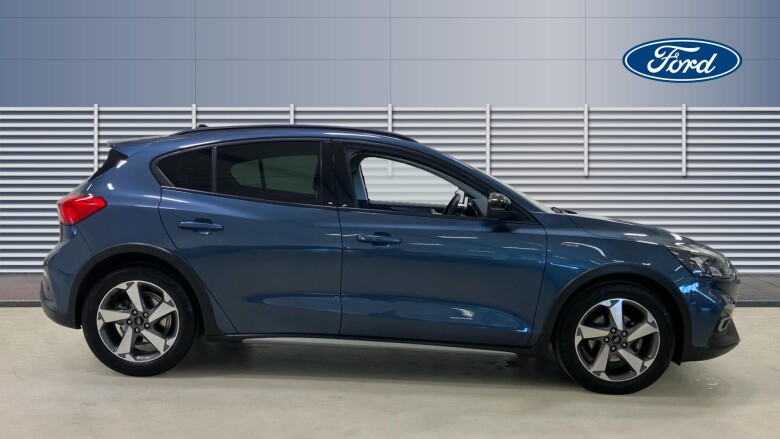 Ford Focus 1.0 EcoBoost Hybrid mHEV 125 Active Edition 5dr Petrol Hatchback